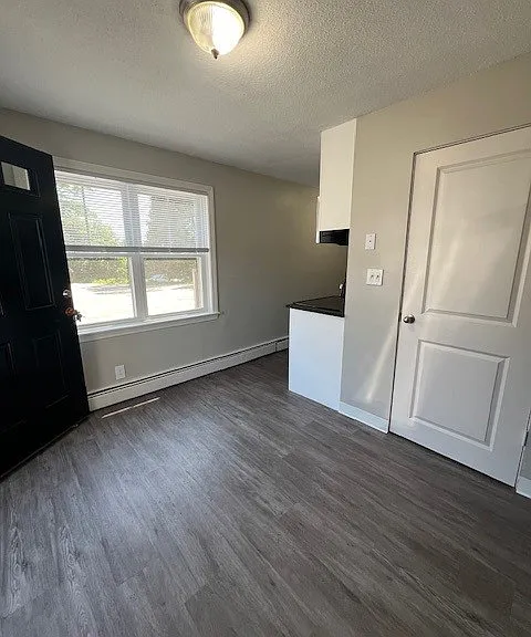 Yarmouth Pointe Apartment Homes — Photo 13