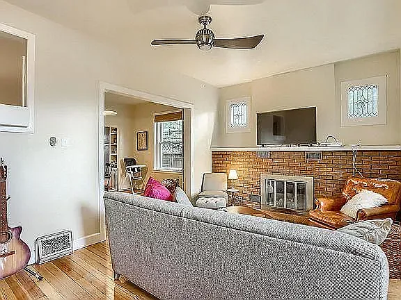 25 E 3rd Ave — Photo 39