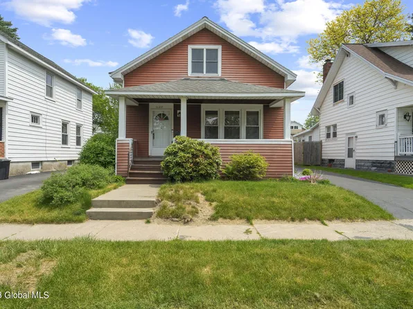 1128 Keyes Avenue, Schenectady, NY 12309