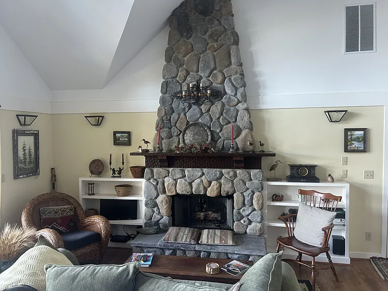 15046 Skogen Ln NE — Photo 4
