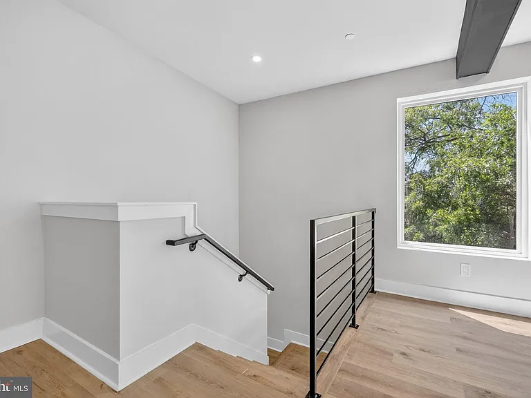 1915 Benning Rd NE #PENTHOUSE — Photo 5