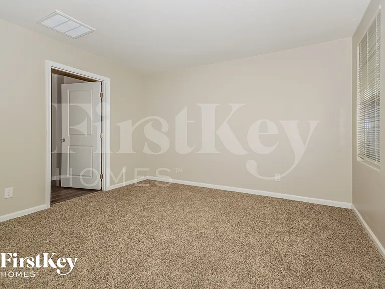 13851 N Mardenis Dr W — Photo 8
