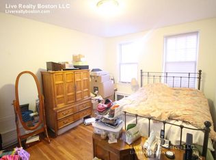 33 Auburn St, Brookline, MA 02446