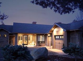 4524 Coopers Hawk Rd, Klamath Falls, OR 97601