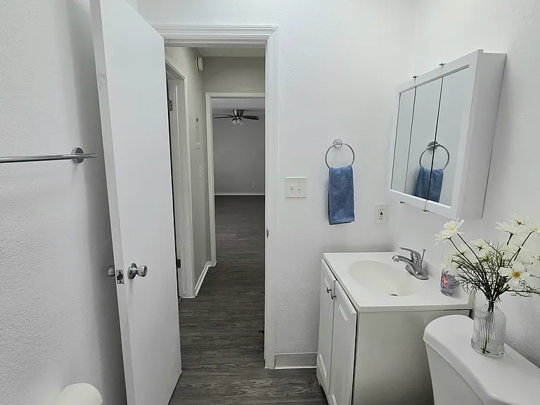 4733 S Slauson Ave #8 — Photo 9