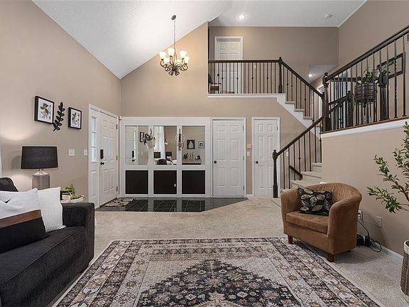 3rd image of 1550 Dover Ct