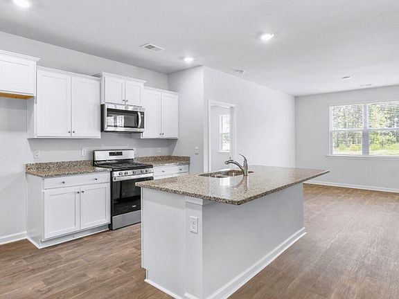 7th image of this home