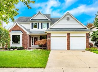7726 Greene Farm Dr, Ypsilanti, MI
