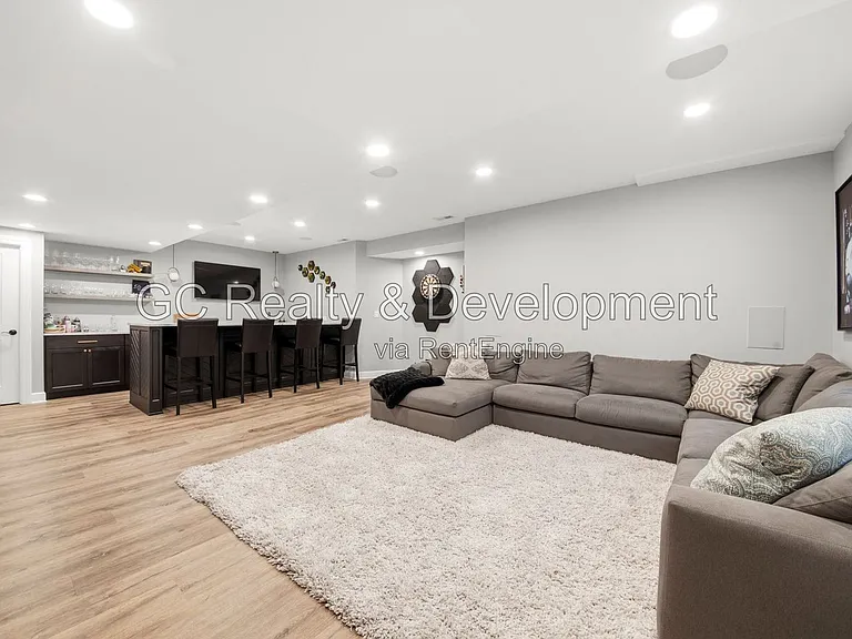 4508 Bryan Pl — Photo 6