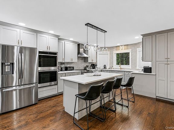 4th image of 68 Butterfield Drive