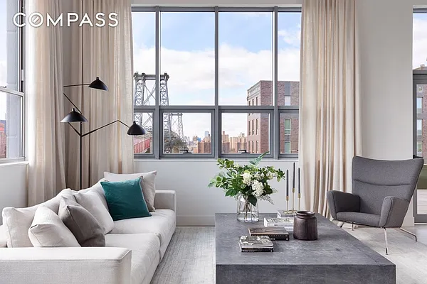 Sold by Compass | media 25