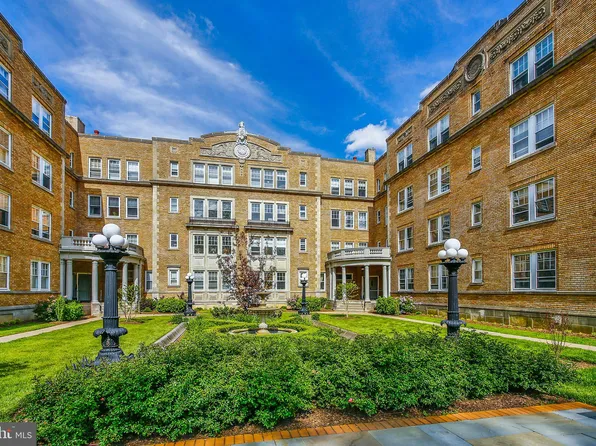 6655 McCallum St APT 12, Philadelphia, PA 19119