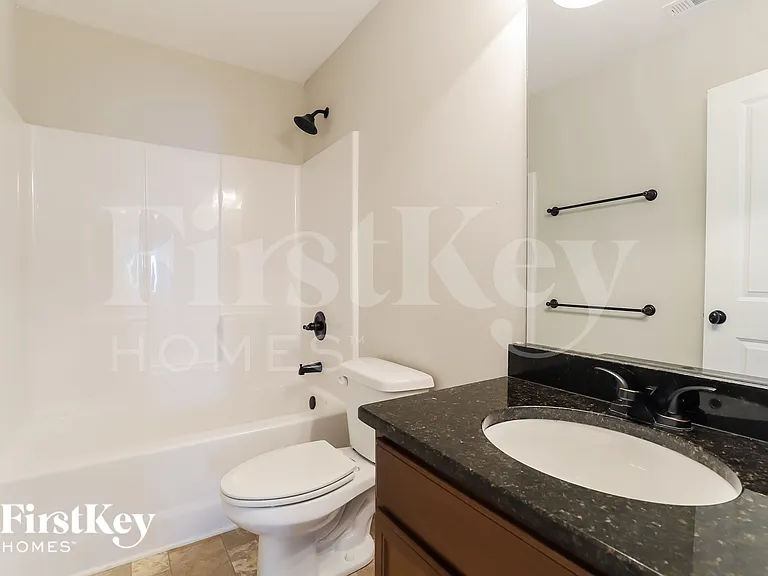 4313 Yonah Park — Photo 16