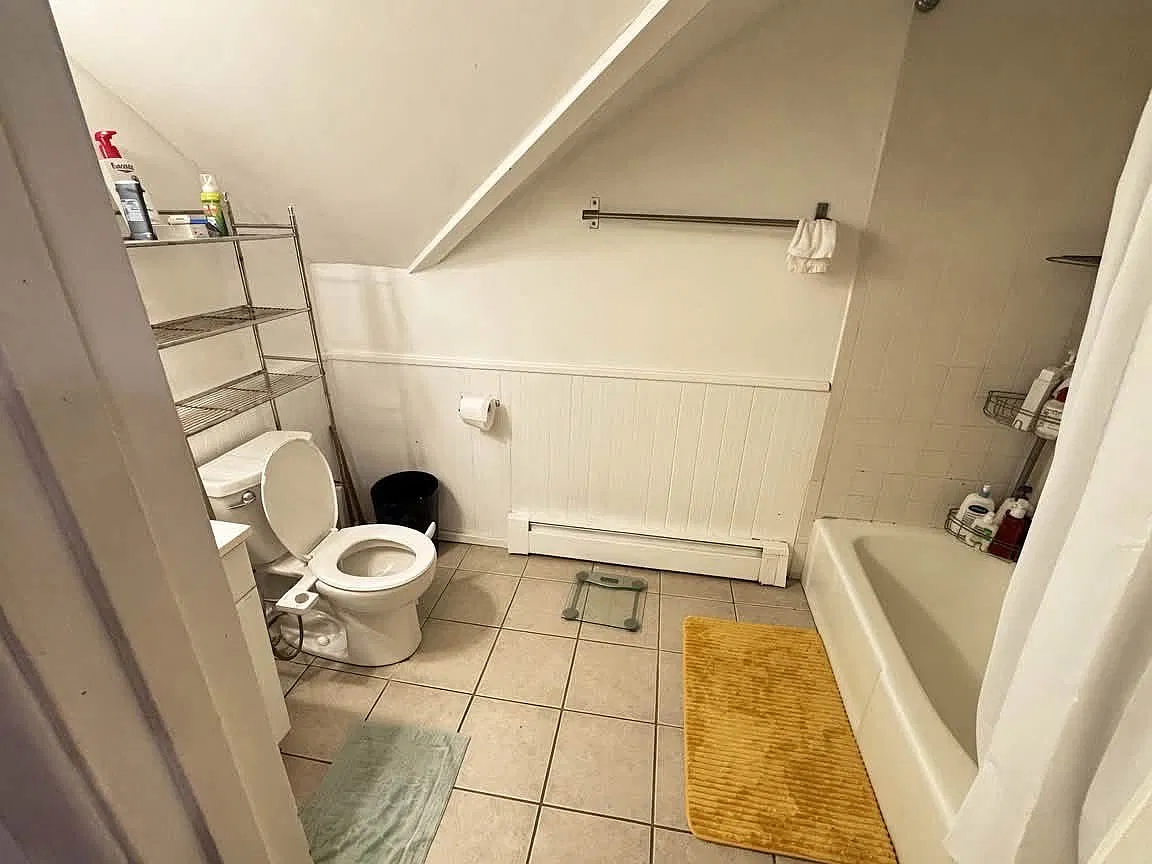 2 bed, $880 — Photo 3