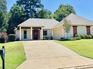 877 Willow Grande Cir, Brandon, MS 39047