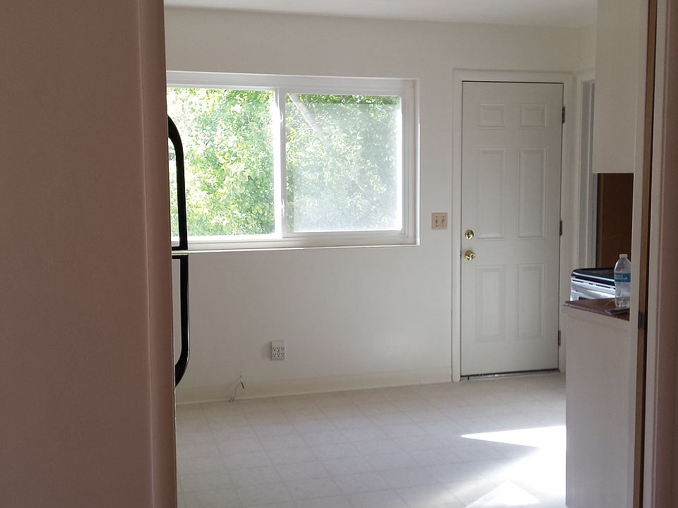 1st image of 357 Hawthorne Ave APT B