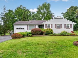 25 Normandy Dr, Wayne Twp., NJ 07470