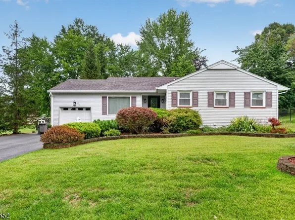 25 Normandy Dr, Wayne Twp., NJ 07470