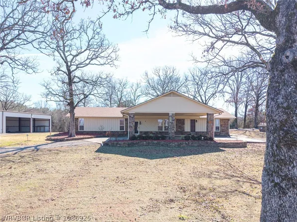 24705 Highway 22, Lavaca, AR 72941