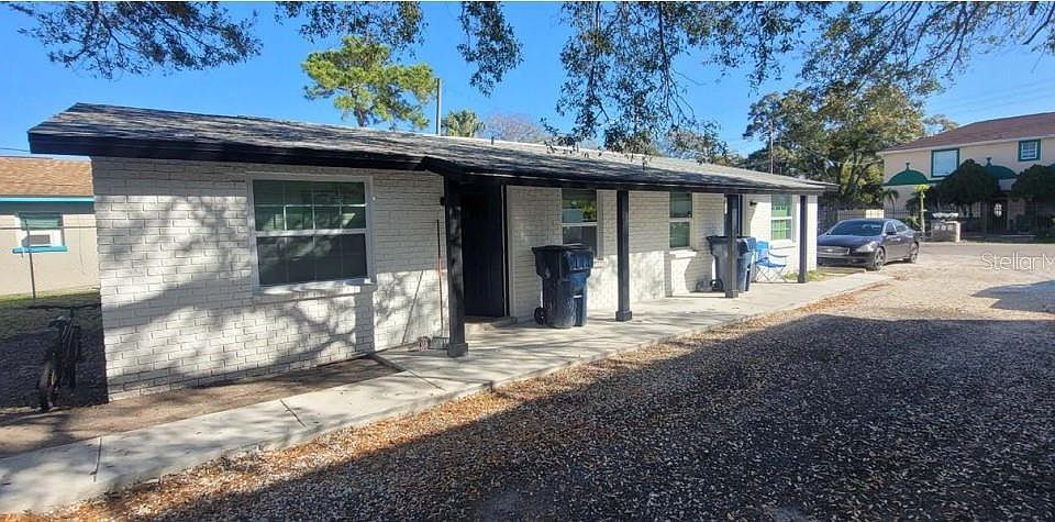 1st image of 4418 N CLARK AVENUE
