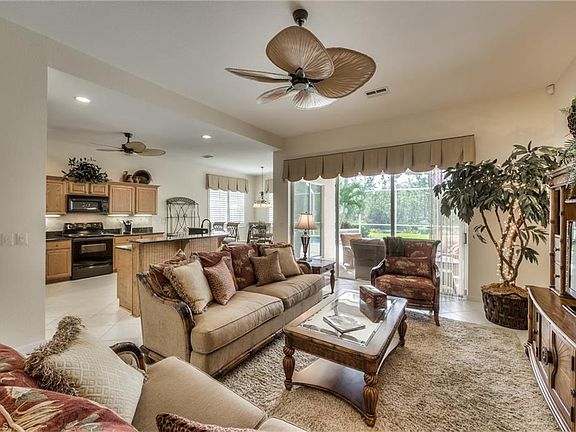 4th image of 9287 Oak Strand Dr