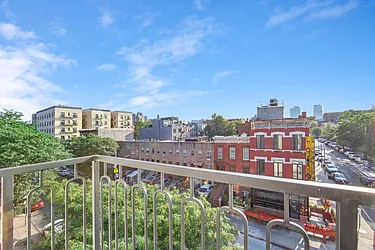 Rented by SpaceReqs LLC