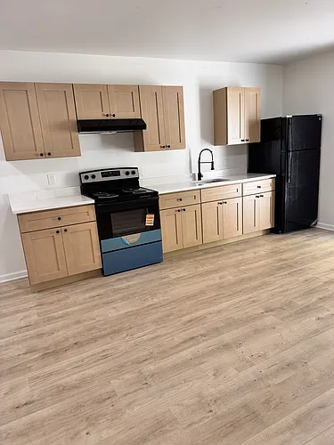 10007 US Highway 220 Photo 1