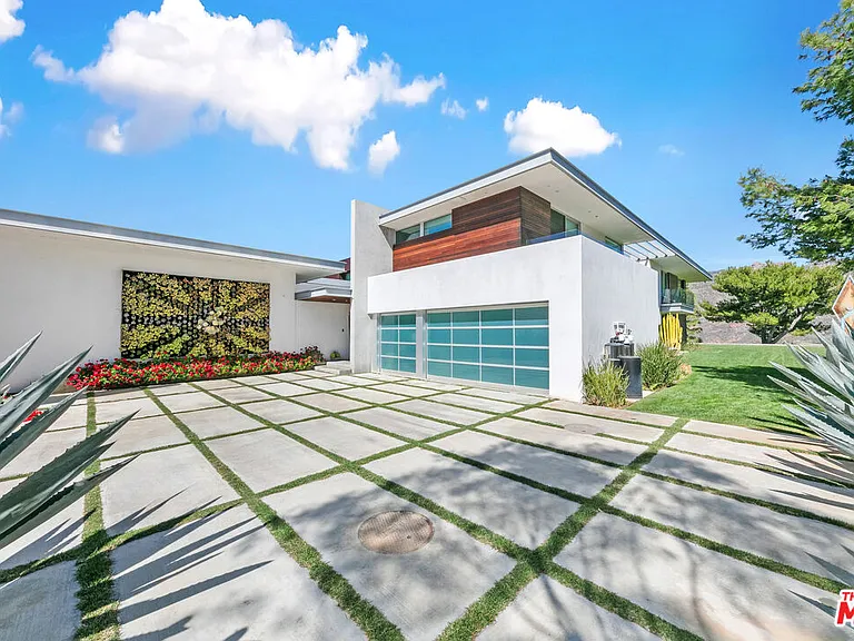 9200 Cotharin Rd — Photo 9
