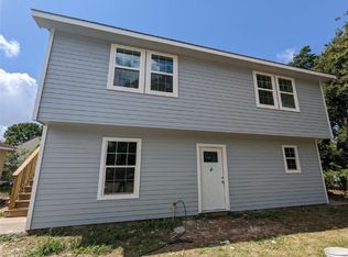 6914 Gonzales St, Houston, TX 77020