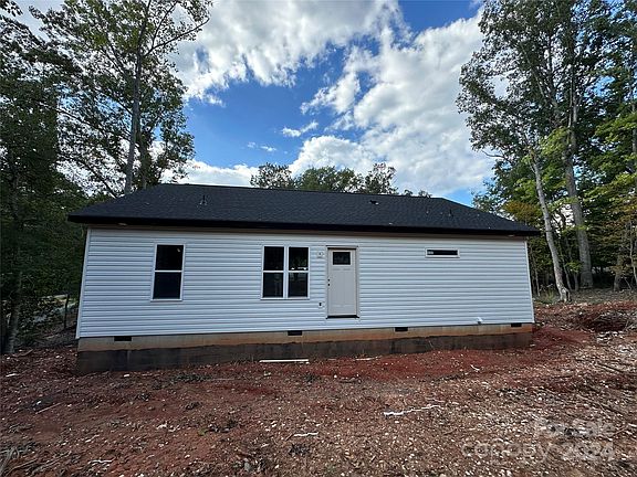 2nd image of 119 Woodline Dr