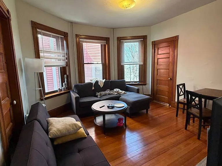 172 Saint Alphonsus St #2 — Photo 5