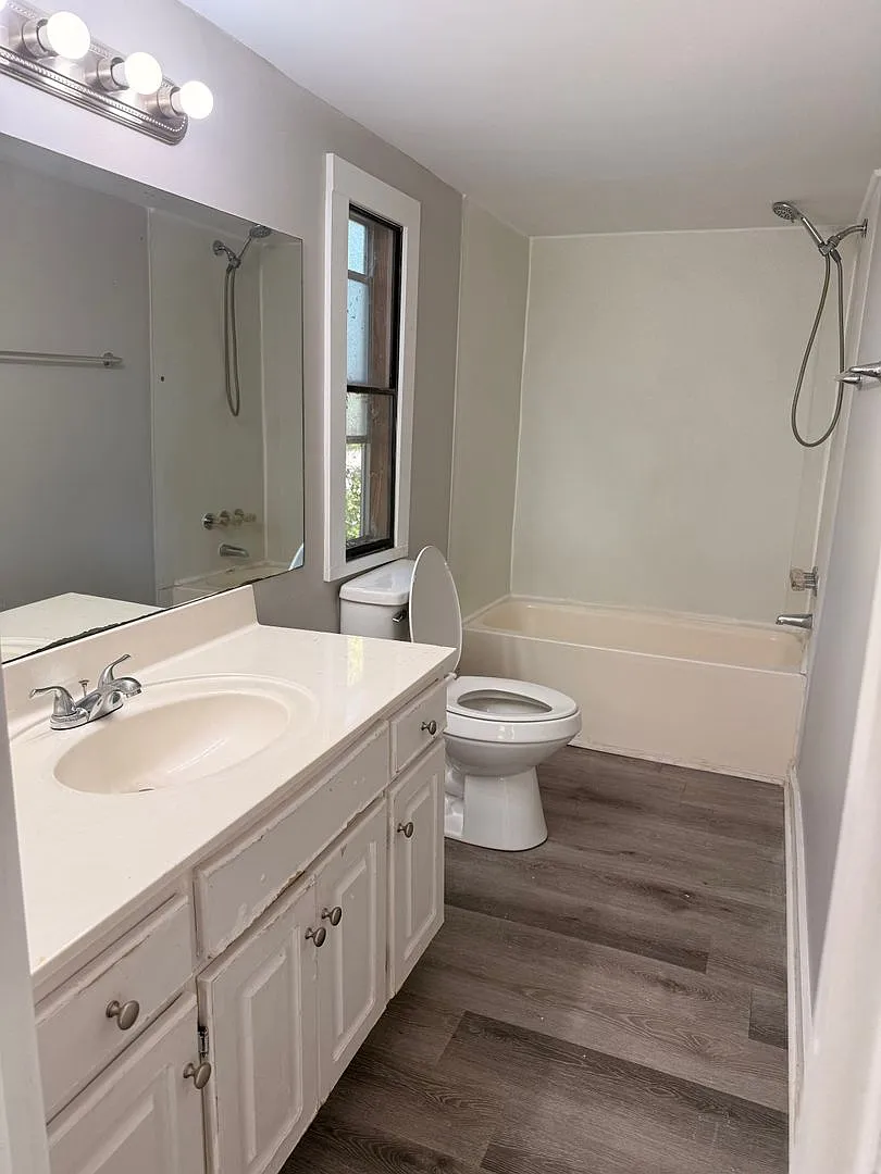 Rossville Home — Photo 4