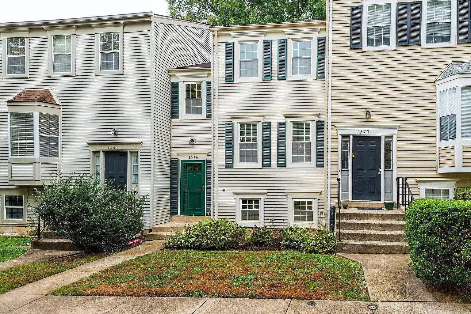 2370 Hunters Square Ct — Photo 1