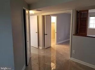 1114 Clarke St, Herndon, VA 20170