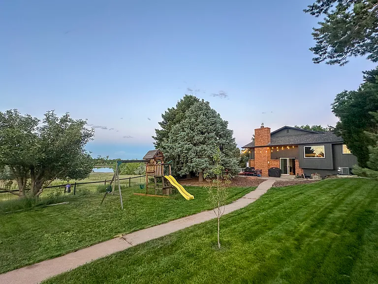 10323 W Arkansas Dr — Photo 29