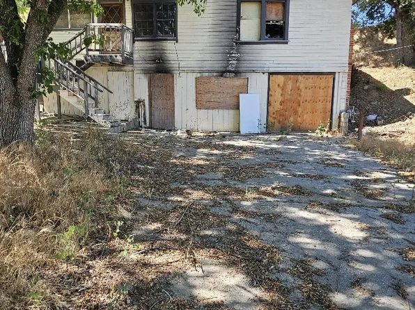 29830 Central Ave, Val Verde, CA 91384