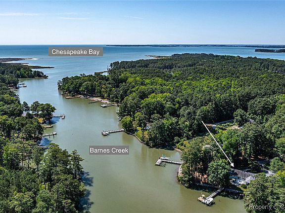 2nd image of 260 Leisure Cove Ln