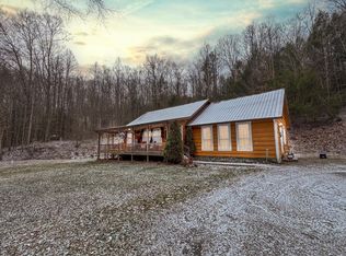 15 Laurel Branch Rd, Clear Fork, WV 24822