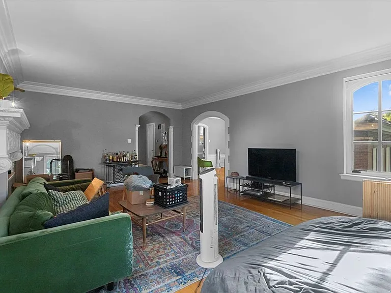 2712 W Logan Blvd #3 — Photo 3