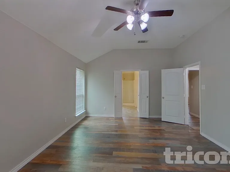 157 Spring Hollow Dr — Photo 7