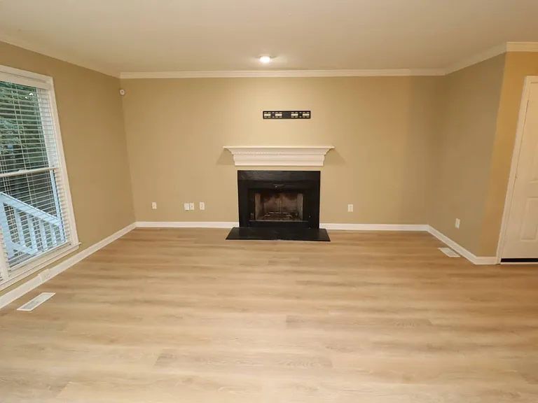 303A Hunter St — Photo 7