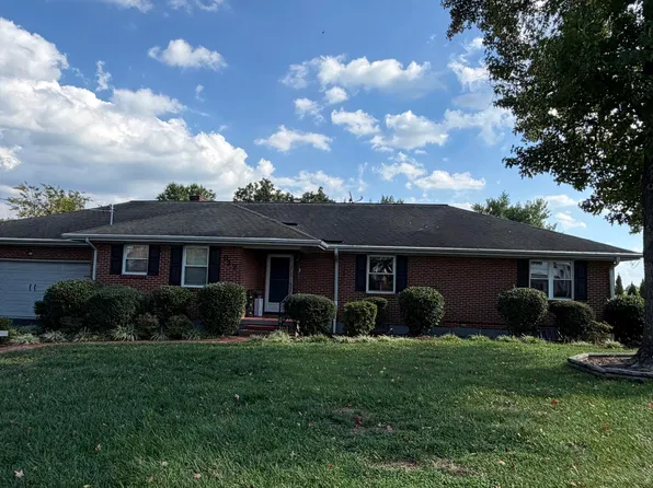 817 Ridgecrest Dr, Roanoke, VA 24019