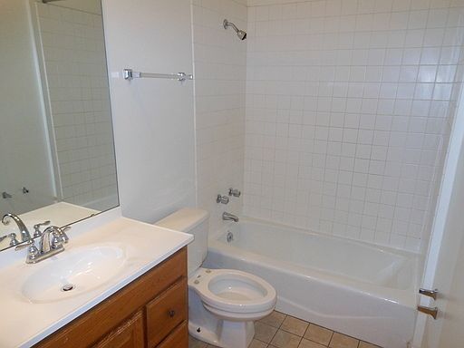 5th image of 3873 Botanical Ave APT F
