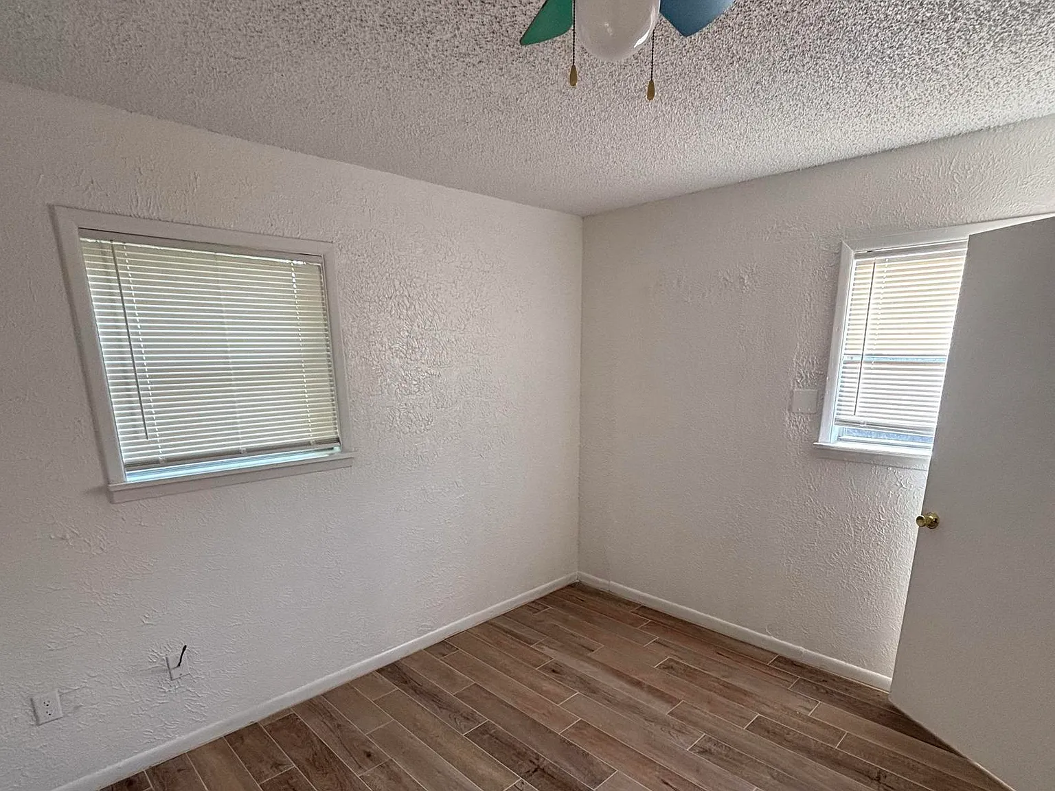 920 S 13TH ST — Photo 3