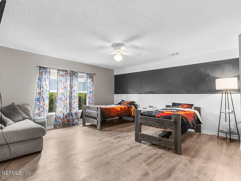519 Islamorada Dr S — Photo 8