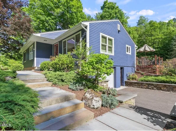 15 Cross Rd, West Stockbridge, MA 01266
