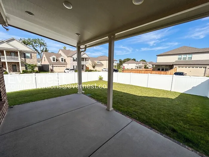 732 Prescott Ln — Photo 31