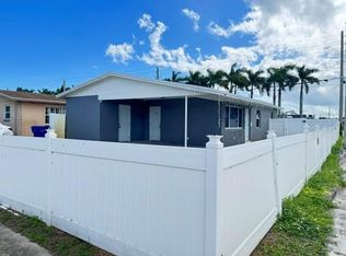 818 Avenue U, Riviera Beach, FL 33404