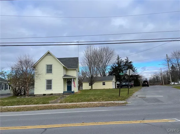 226 E Main St, Brownville, NY 13615