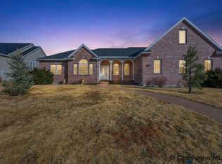 7805 Hawthorne Dr, Cheyenne, WY 82009